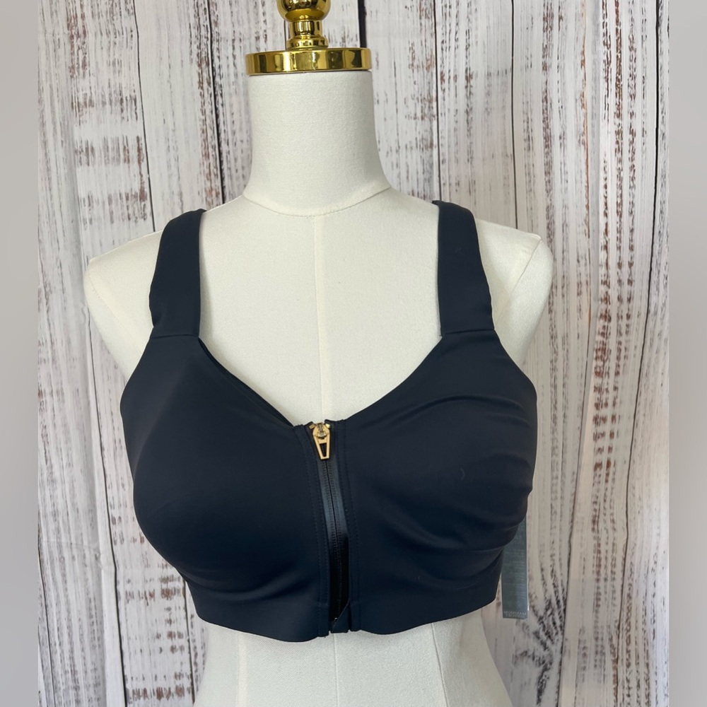 Victoria’s Secret Sweat On Point Max Support Sports Bra | NWT | 38DD
